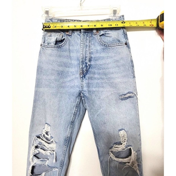 Zara Distressed Light Wash Mom Jeans Womens Size 0 Acid Washed Tapered Leg Denim - Picture 5 of 8